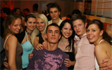 100 pezsgő éjszakája /I. 